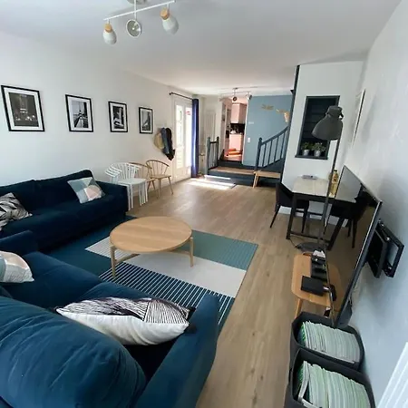 Maison Abatilles Au Pied Du Parc Pereire Tatil Evi