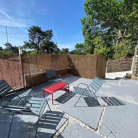 Maison Abatilles Au Pied Du Parc Pereire Tatil Evi *